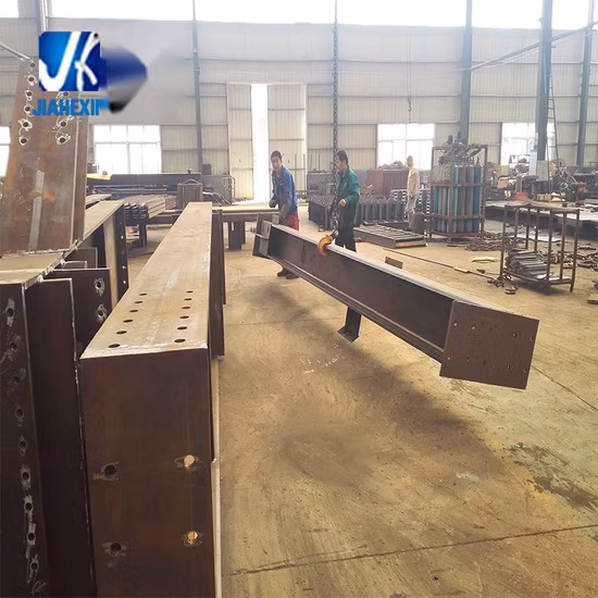  1차 및 2차 강철 프레임 부재.  다양한 유형의 강철 프로파일.  용접 강철 구조물의 부품